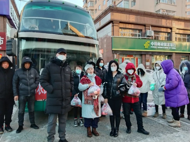 “点对点”劳务输出服务行动 温暖农民工返岗就业路