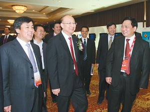 第四届中外跨国公司ceo圆桌会议在京举行